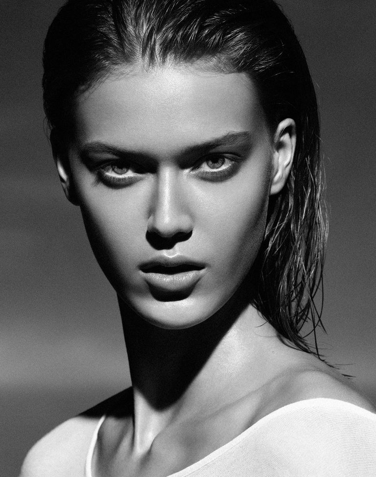 Complice -  Tess_1_BW.jpg